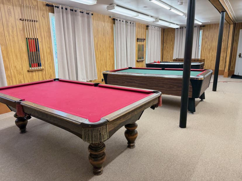 utensils in the lions camp horizon kitchen